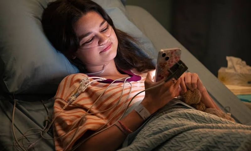 รีวิว Voicemails for Isabelle Netflix หนังรักเยียวยาจิตใจด้วยวอยซ์เมล
